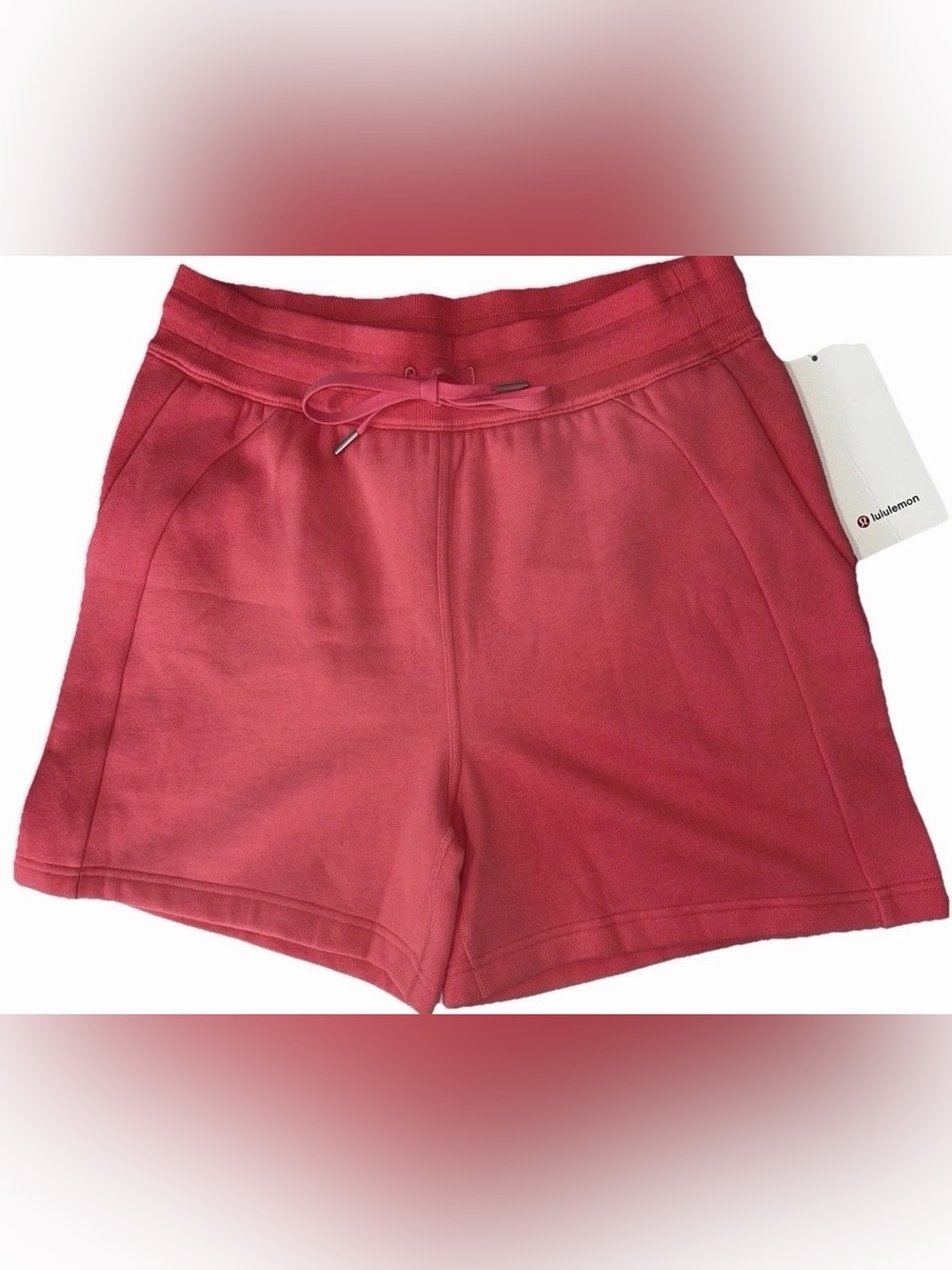 NWT LULULEMON SIZE 8  SCUBA HIGH RISE 5” SHORT RELAXED POCKETS SAKURA PINK $68